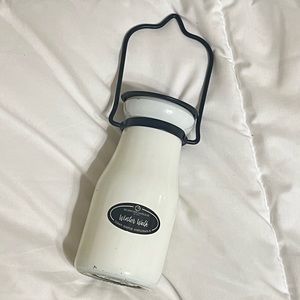 Milkhouse Candle Co Winter Walk - 8oz